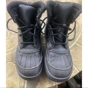 Nike Black Children’s Size 3 Lace Up Boots